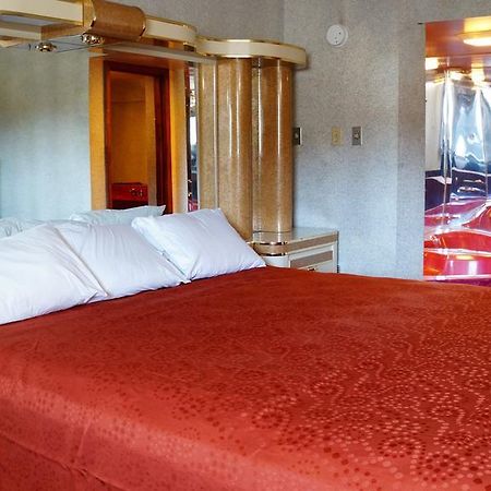 Royale Inn 캔자스시티 외부 사진